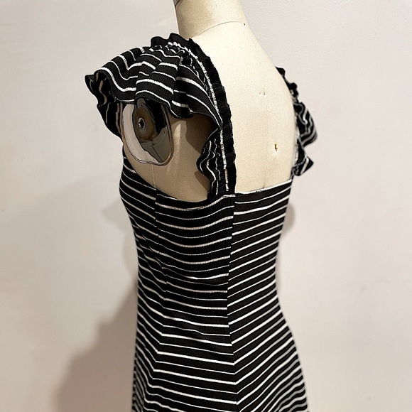 Forever 21 Dress - Picture 2 of 3